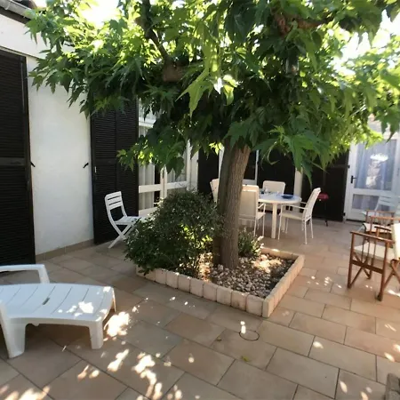Charmante T3 A Port Leucate, 5 Couchages, Proche Plage, Barbecue, Garage - Fr-1-81-98 *